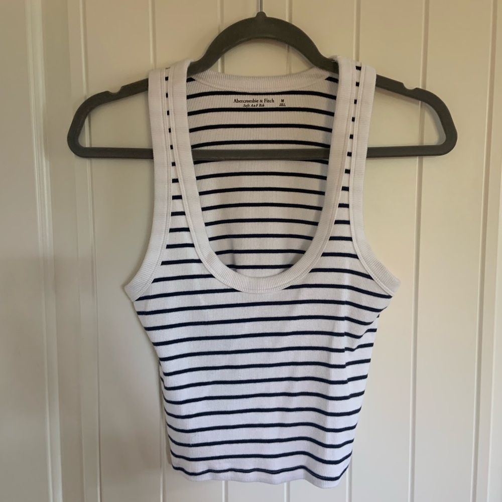 Abercrombie Women's Essential Scoop Neck Tank